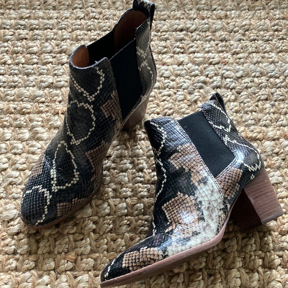 Madewell Regan Boot in Snake Embossed Leather